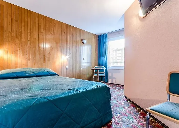 阿卡得酒店 3* 卢德